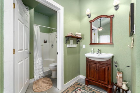 126 Mariana Dr A, Red Rock, TX, 78662