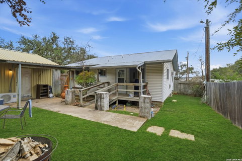 554 Orbit Dr, Canyon Lake, TX, 78133