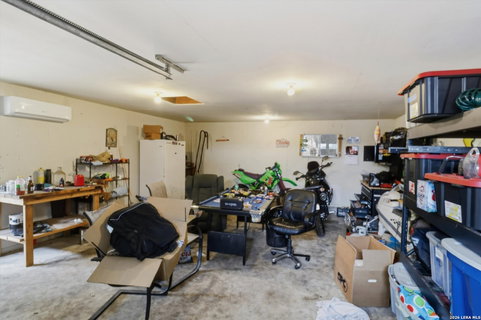 554 Orbit Dr, Canyon Lake, TX, 78133