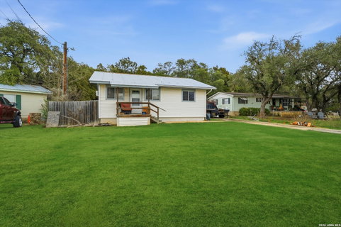 554 Orbit Dr, Canyon Lake, TX, 78133