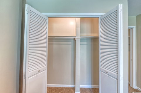 27 E Tanglewood Dr, Uvalde, TX, 78801