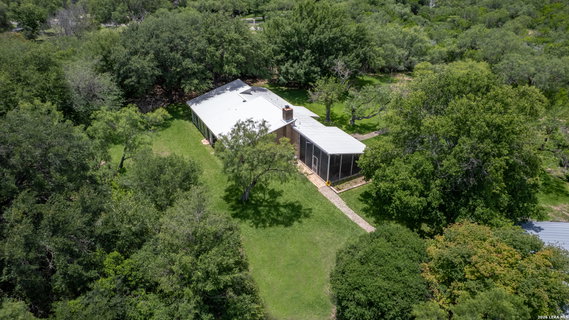 27 E Tanglewood Dr, Uvalde, TX, 78801