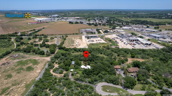27 E Tanglewood Dr, Uvalde, TX, 78801