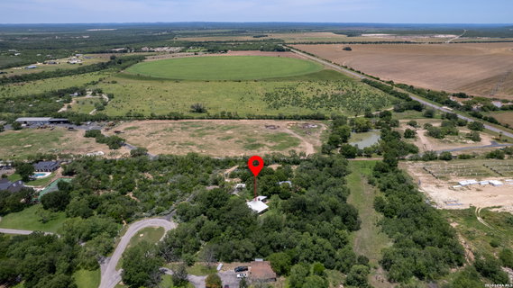 27 E Tanglewood Dr, Uvalde, TX, 78801