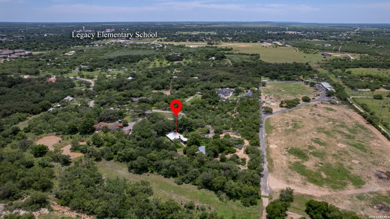 27 E Tanglewood Dr, Uvalde, TX, 78801