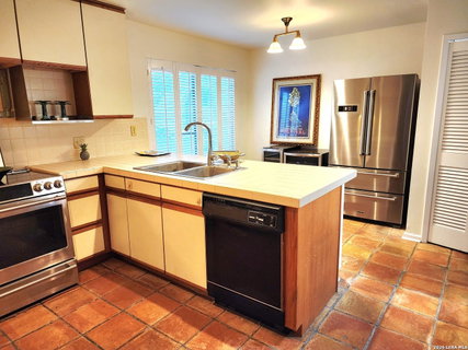 7 Gallery Court D, San Antonio, TX, 78209