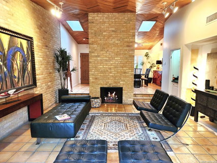 7 Gallery Court D, San Antonio, TX, 78209