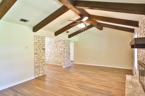131 Creekside Dr, Boerne, TX, 78006